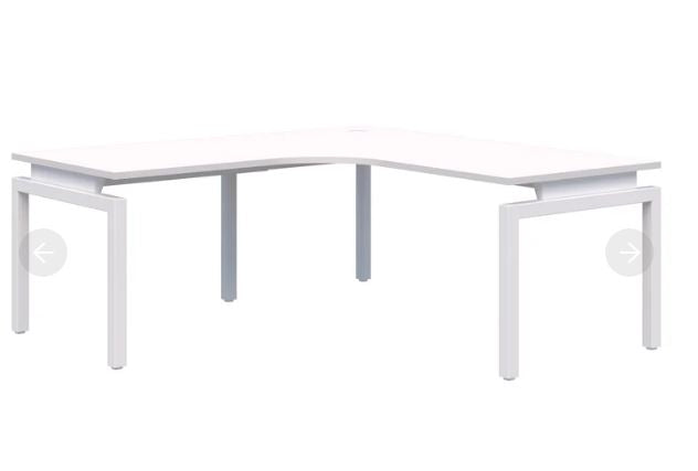 Balance 90° Corner Workstation White Desk 1500*1500*800